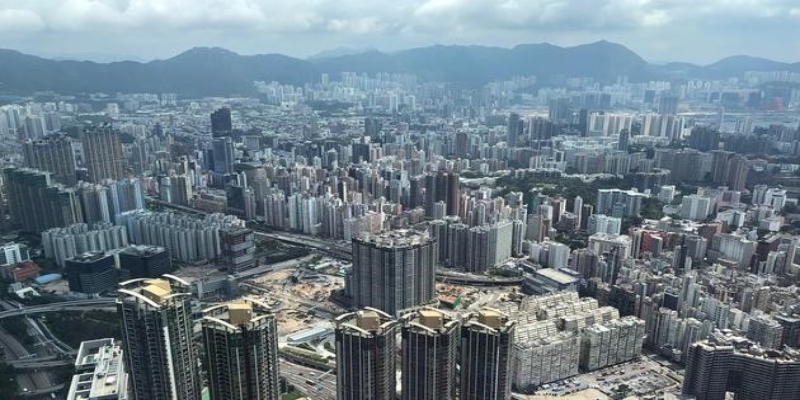 Hong Kong cuts hotel quarantine for travelers to 3 days, plus 4 days of home medical surveillance