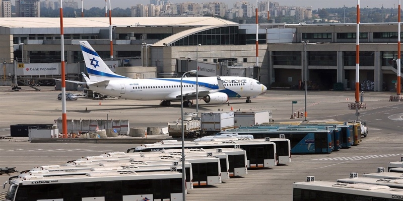 Israel has banned its citizens from travelling to SA – and halted a vaccinated-tourists plan