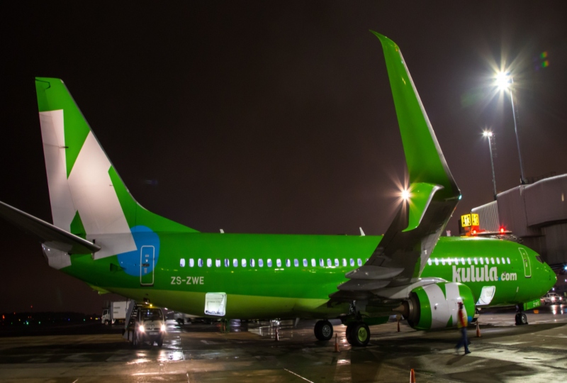 Comair grounded for a third day