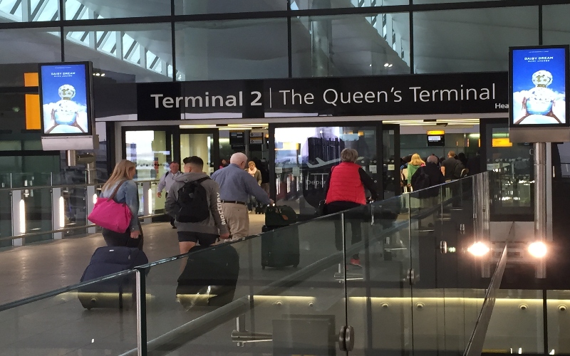 Heathrow imposes cap on summer departures