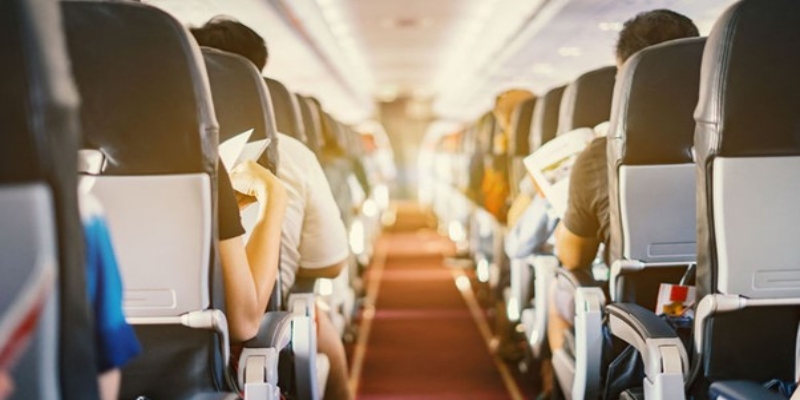 FAA starts regulatory review of airplane seat size standards