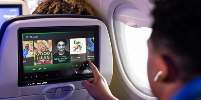 United launches inflight partnership with Spotify